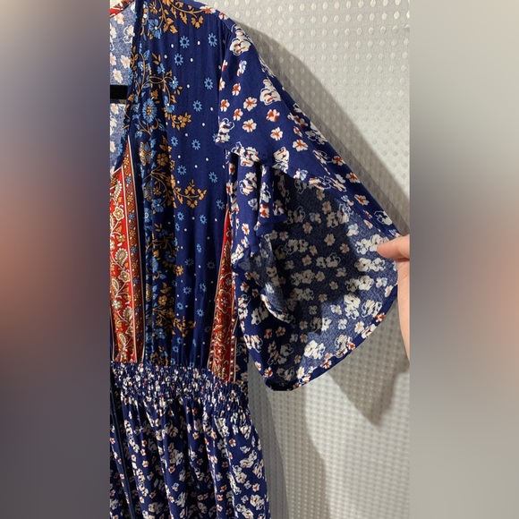 New W/O Tag14/16 1X BloomChic Blue Red Floral Split Ruffled Ties.Tag came off - Picture 6 of 10